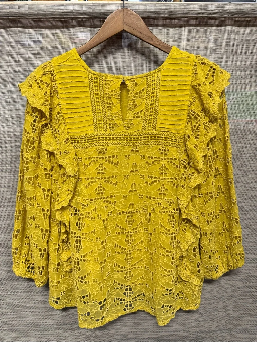 Anthropologie Clementine Yellow Lace Eyelet Ruffle Peasant Blouse Women’s 10